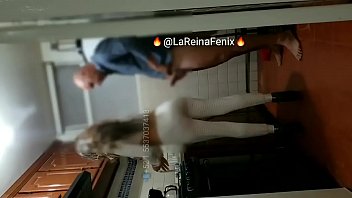 Kendall Colombiana, mamándo y cogiendo en la cocina