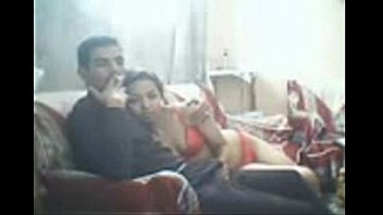 Indian Hot Desi sex mms of Horny Mumbai couple - Wowmoyback