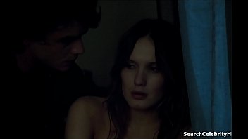 Ana Girardot - Les Revenants S02E02 (2015)