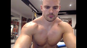 Muscular Stud Wank off Web cam Show more - livecamly.com