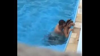 Sexo na piscina em Catolé do Rocha