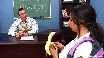 sexy brunette girl Sisi Sinz seduces her teacher by eating banana before getting fucked