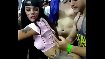 Morena gostosa tatuada fodendo no carnaval 2019 (bit.ly/amadorpremium)