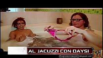 Daisy araujo en jacuzzi